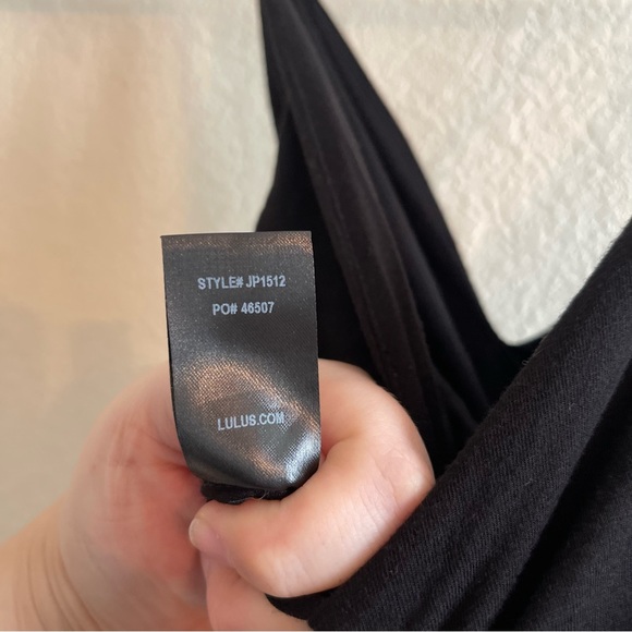 Lulu's Just Breathe Black Sleeveless Slit Leg Jumpsuit V Neck Women's Size Small - Picture 9 of 9